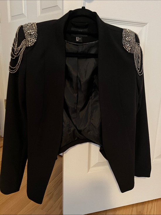 H&M Jackets & Blazers - H&M Black Cropped Blazer with Beaded Chain Shoulder Embellishments